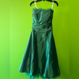 B2 Green gown size 12 formal wear